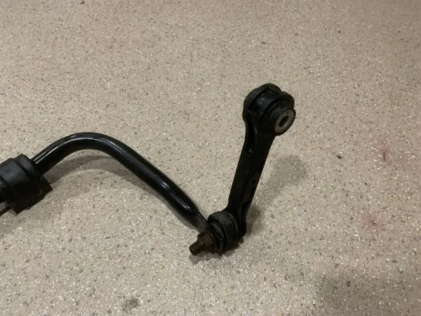 Barra estabilizadora trasera OEM 6861457 para BMW Serie 7 image 3