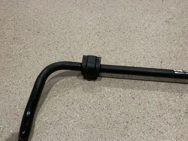 Barra estabilizadora trasera OEM 6861457 para BMW Serie 7 image 4