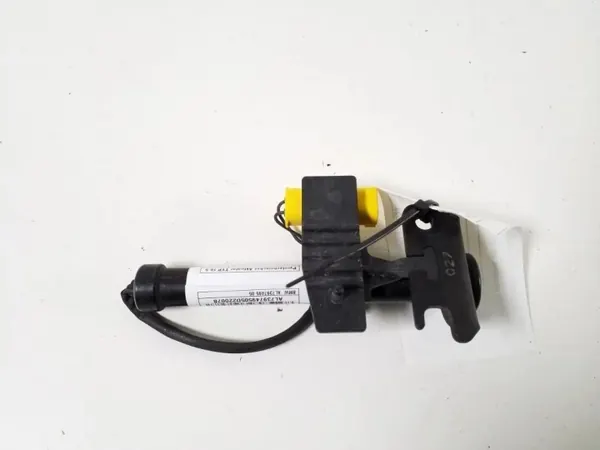 Amortecedor do capô BMW X3 OEM 7397495 - Usado image 3