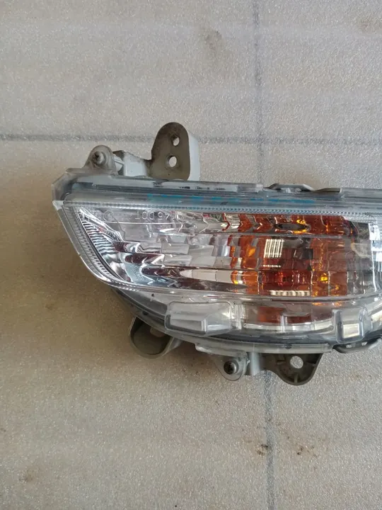 MAZDA 3 2013-2016 Indicador Derecho Parachoques B45A51350 image 2