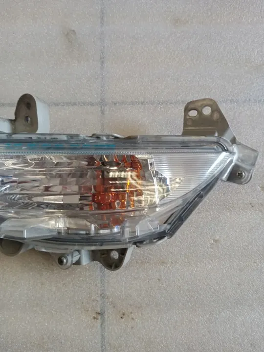 MAZDA 3 2013-2016 Indicador Derecho Parachoques B45A51350 image 3