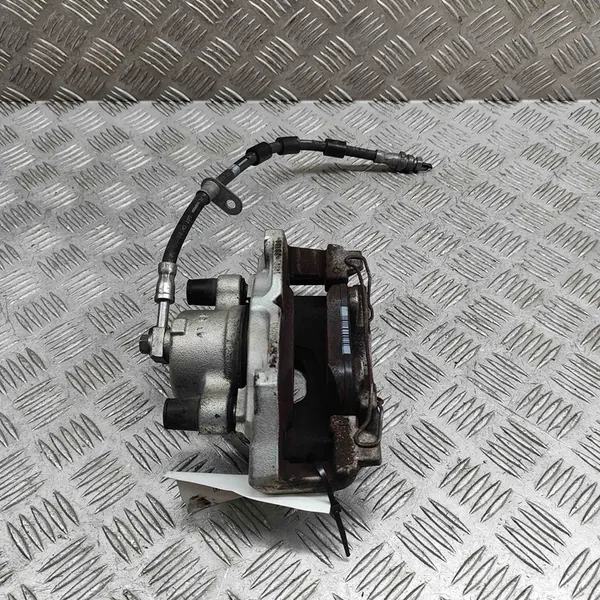 Vorderer rechter Bremssattel Ford Fiesta VII 1.0L image 6