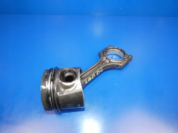 Pistón & Biela Volvo 2.0 D4 OEM Usado image 4