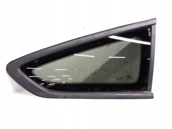 Käytetty oikea takalasi OEM JX7BN297B00C Ford Focus III image 2