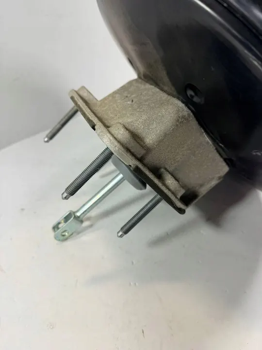 Bromsservo Pump Renault Megane IV 472104789R image 2