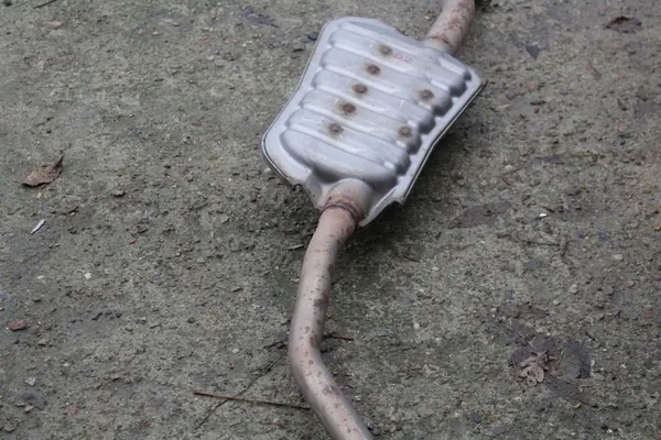 Keskisammutin Subaru Forester IV SJ 2.0R OEM 44300SG010 image 6