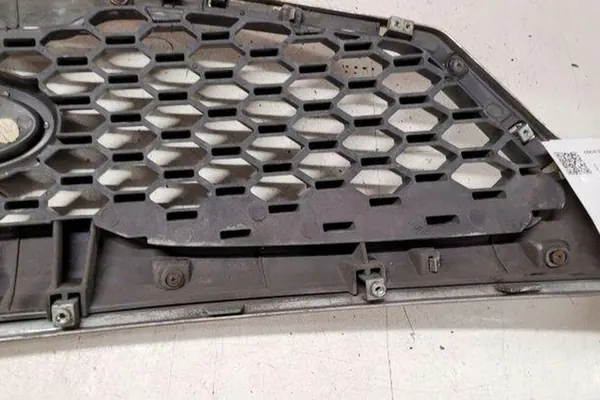 Griglia KIA SORENTO I (JC) 2.2L diesel 2012 OEM 863502P000 image 4