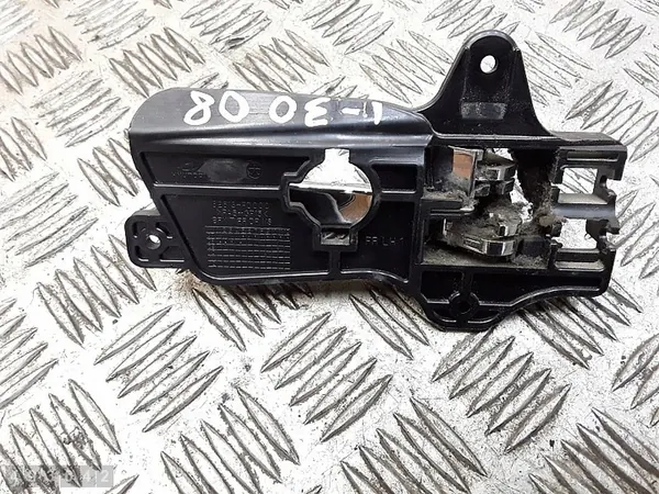 Hyundai I-30 Ovi Kahva 2008 82613fd000 image 3