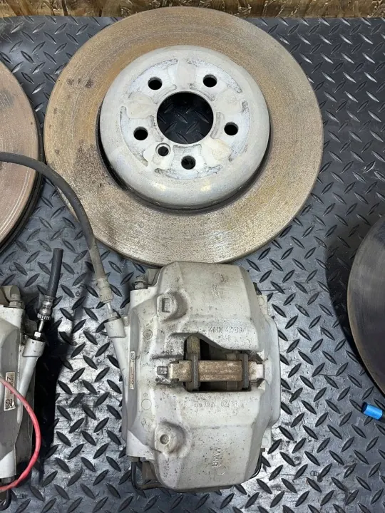 BMW G20 Bromsskiva & Bromsok Set OEM KOMPLET image 3