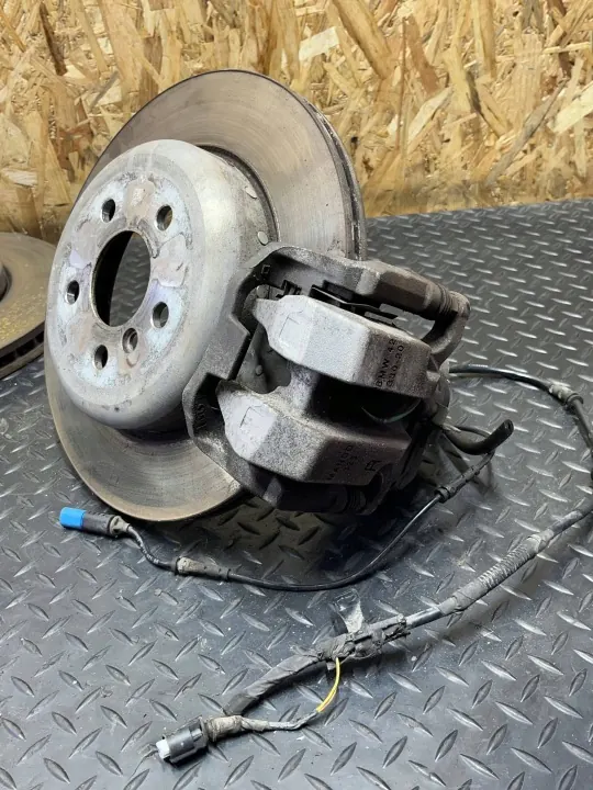 BMW G20 Bromsskiva & Bromsok Set OEM KOMPLET image 4
