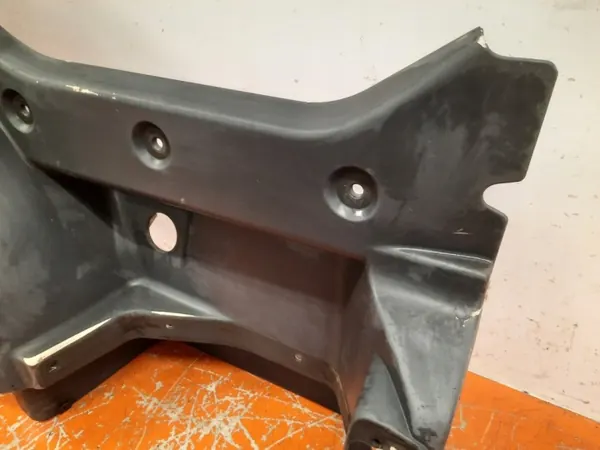 Protège-pas de roue cabine MAN TGL OEM 81615100564 image 4