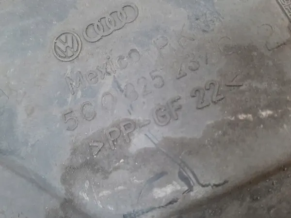 Motorhuv 5C0825237C VW Beetle 5C image 2