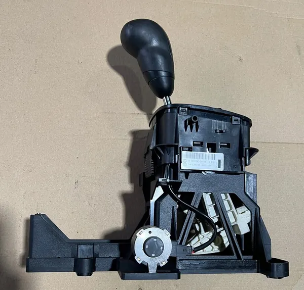 Sélecteur de vitesses Mercedes Vaneo W414 A1685400044 image 3