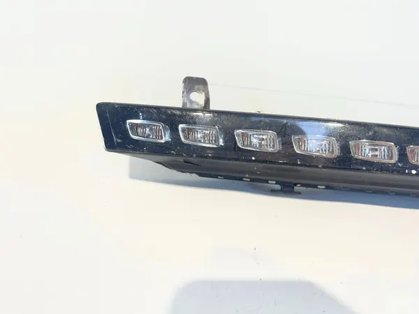 Audi Q7 Sinal LED Halógeno 4L0953042DE image 2