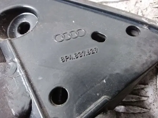 Cadre de vitre porte avant gauche OEM 8P4837629 image 3