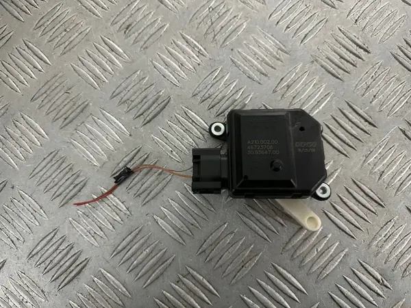 Tomada Motor Aquecimento Lancia Delta III OEM 46723706 image 2