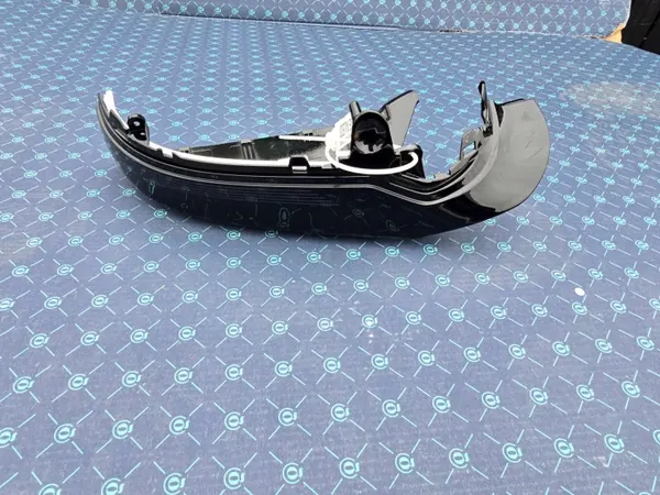 Höger nedre spegelskydd OEM BMW M3 F80 image 2