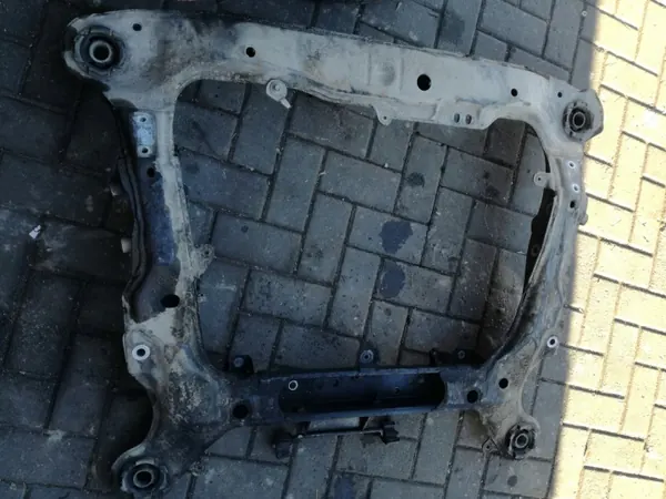 Volvo XC90 I Lift Sanki etujousipalkki OEM image 3