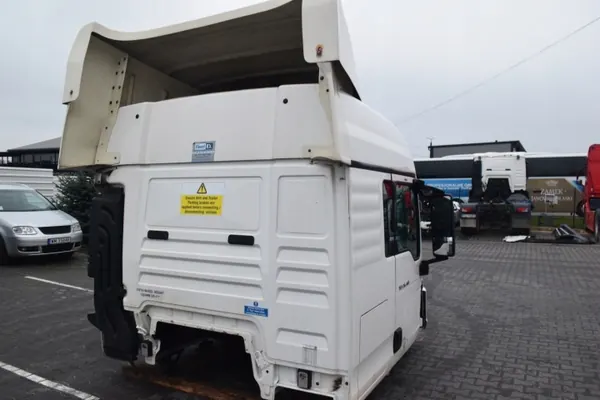 MAN TGA komplett hytt OEM - Omålad, kvalitet image 7