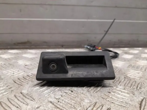 Caméra de recul OEM 3V0827566L pour Audi A4 B9 image 2