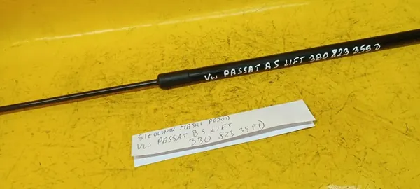 Motorhuv Stötdämpare VW Passat B5 Lift 3B0823359D image 4