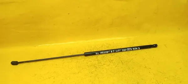 Motorhuv Stötdämpare VW Passat B5 Lift 3B0823359D image 5