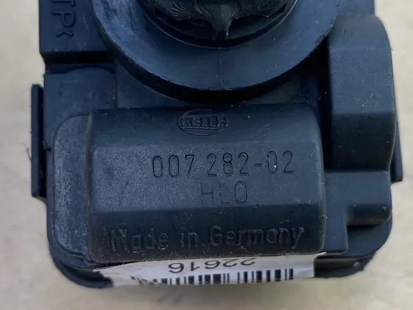 Scheinwerferverstellmotor Audi 80 90 VW Golf Transporter Passat 1H0941295E image 9