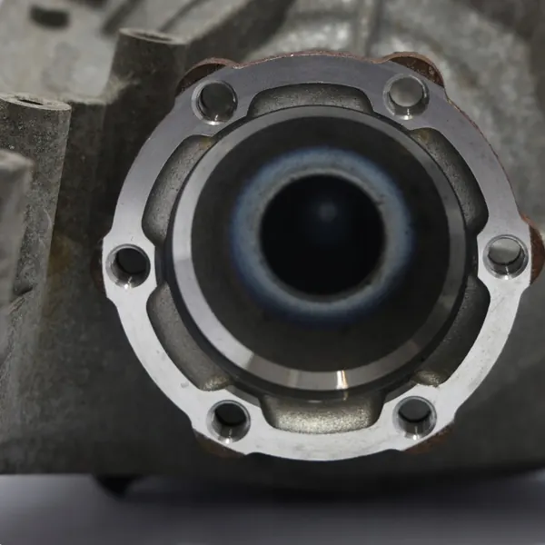 Audi A6 C8 Taka-akselin Differenssiaali OEM 09R500043C image 8