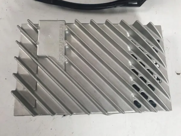 Kaiutinvahvistin OEM 345678901 BMW i8 image 6