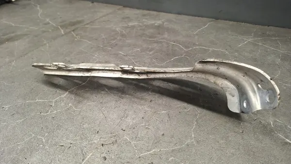 Support de radiateur gauche BMW G30 G31 G32 OEM 7357221 image 2