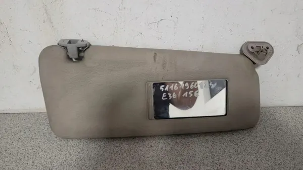 Visor esquerdo OEM 51161960824 BMW 3 TOURING image 2
