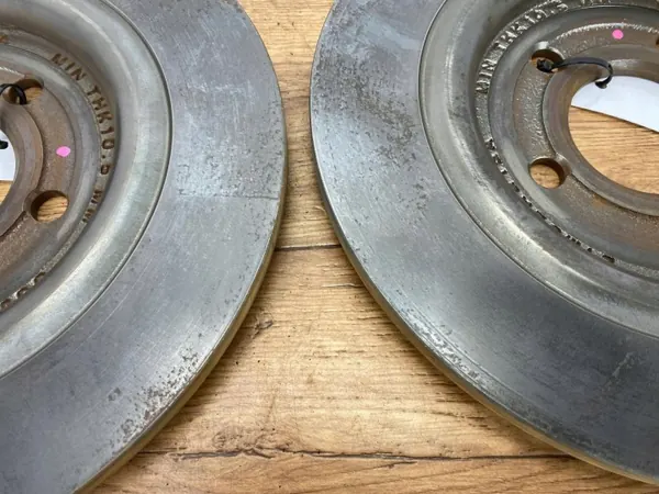 Jeu disques et plaquettes arrière Ford OE L1MC2A315A image 5