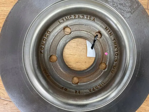 Jeu disques et plaquettes arrière Ford OE L1MC2A315A image 6