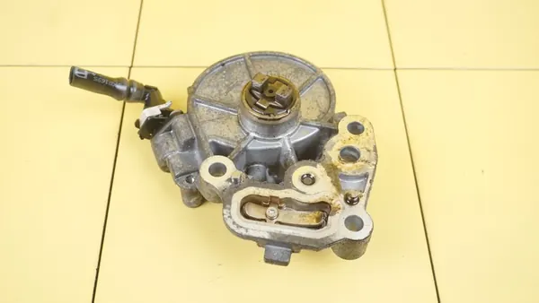 OPEL ASTRA K 1.4 B 101HV Imupumppu 12673203 image 2