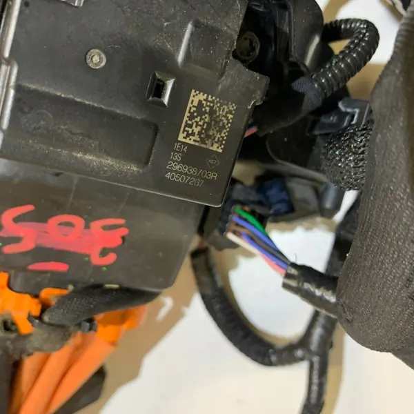 Tomada de carga Renault Megane E-Tech OEM 403883935R image 6