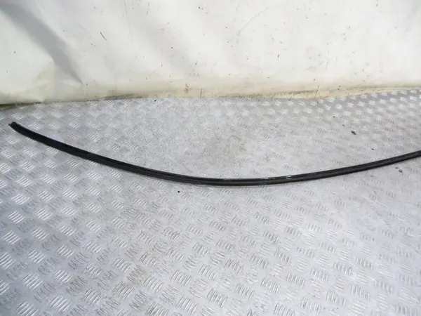 Audi Q3 8U Vasen Kylkilista S-Line OEM 116/089 image 5