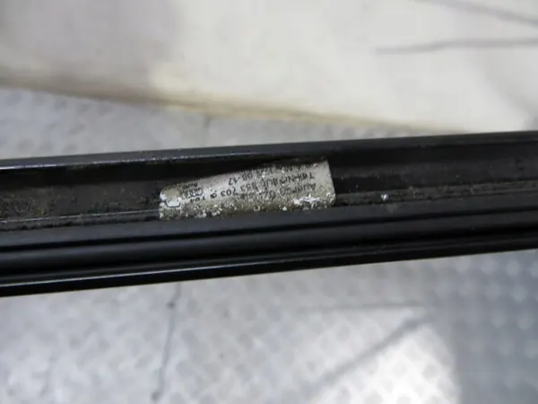 Audi Q3 8U Vasen Kylkilista S-Line OEM 116/089 image 6