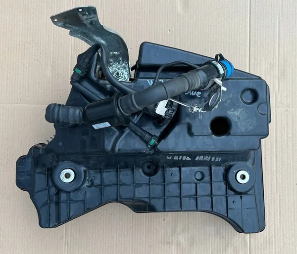 TANK ADBLUE MERCEDES W213 W257 A0994712500 image 5