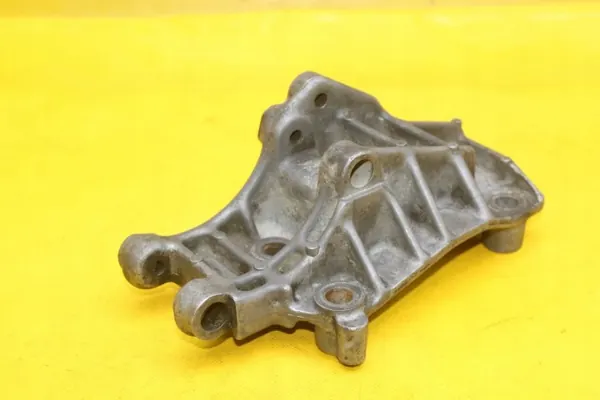 Soporte motor OEM 7700300376 para Renault Master II image 2
