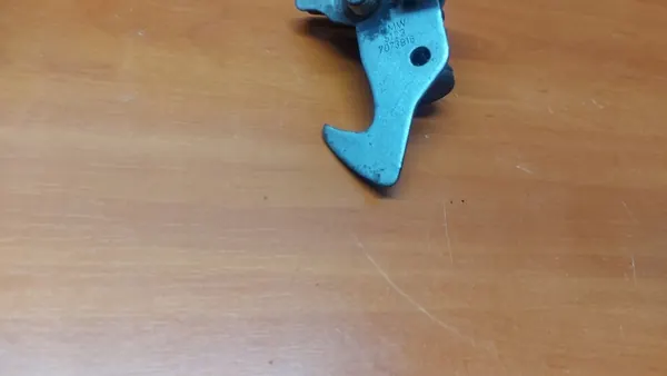 Motorhuv Lås Fram BMW 3 E90 E91 E92 E93 image 2