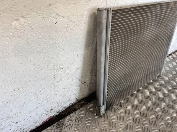 BMW X6 E71 airco condensor OEM 91R9277 - Gebruikt image 4