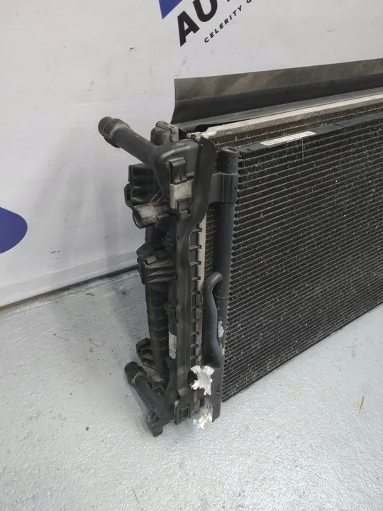 Radiador completo Audi A3 S3 8V 5Q0816411AC image 2