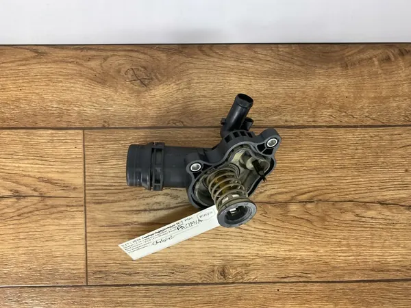 Carcaça do termostato Chrysler Pacifica 3.6 V6 image 2