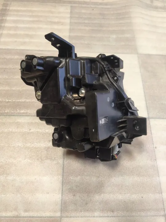 Farol esquerdo Mazda CX-60 OEM KR9R51040 - 14 pinos image 9