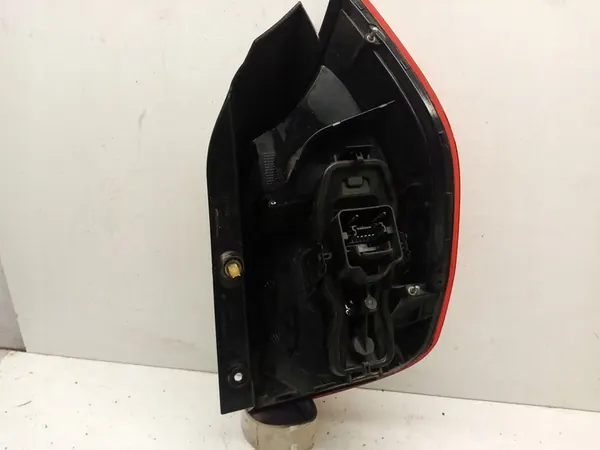 Luz Trasera Izquierda Renault Scenic II 2SK009467-01 HELLA image 10