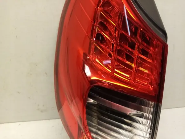 Luz Trasera Izquierda Renault Scenic II 2SK009467-01 HELLA image 5