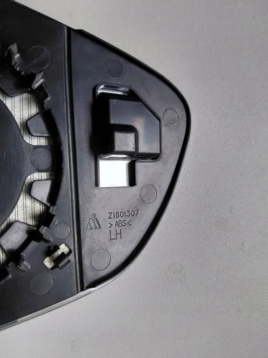 XPENG G3 linke Spiegel-Einsatz - OEM image 3