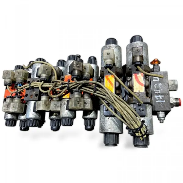OEM 15757200 Volvo Hydraulisk Fördelare image 5