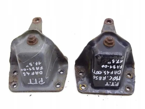 DAF FA 45 91-00 Jousen Kiinnitys Oikea Taka 17.5 image 3