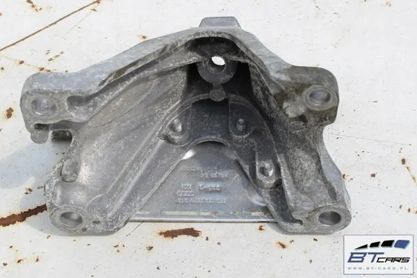 Audi Moottorin Kiinnike OEM 8K0199307BG - Käytetty image 5